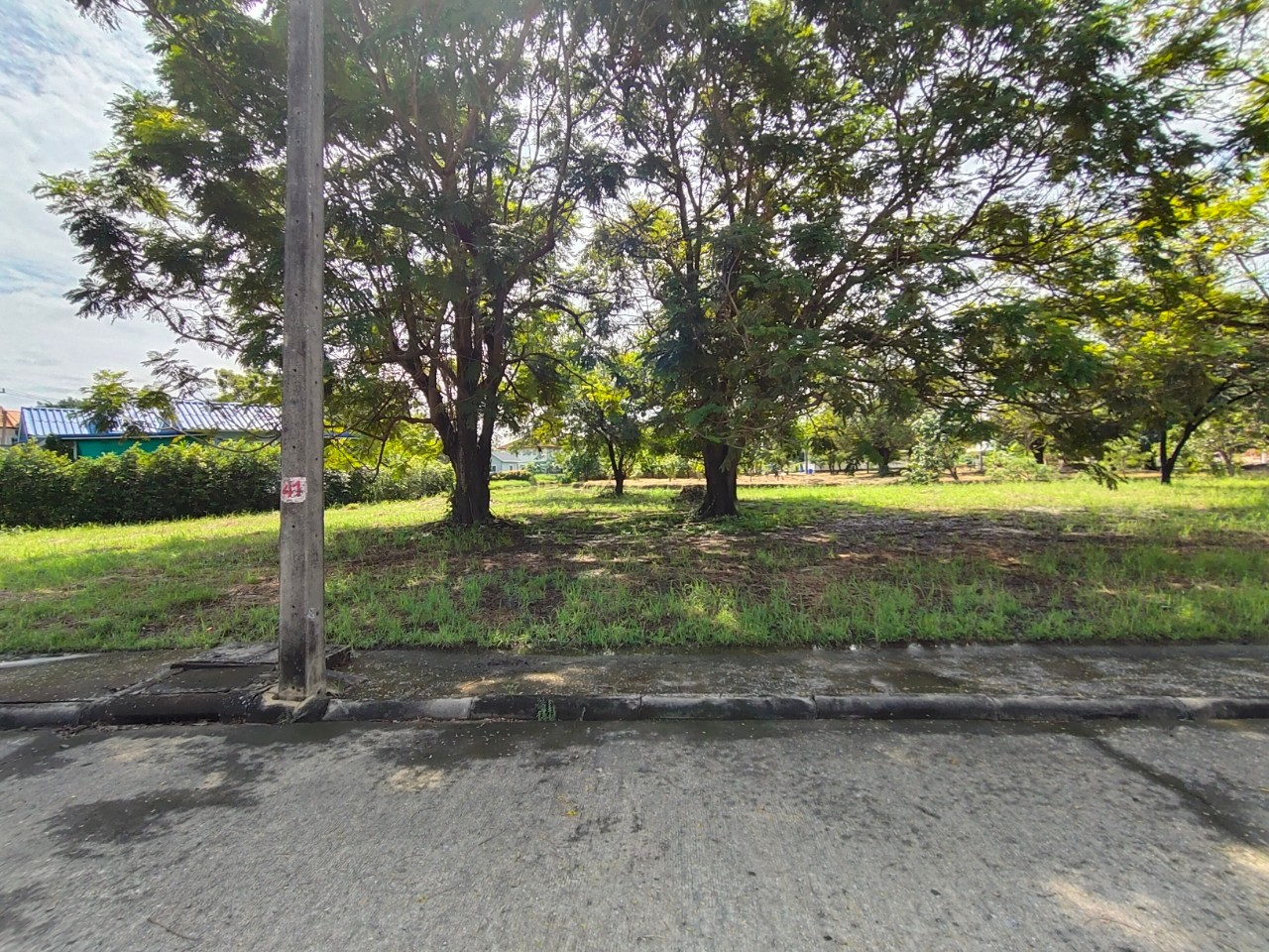 ขายด่วน ที่ดินทำเลทอง ในหมู่บ้านเดอะลากูล3